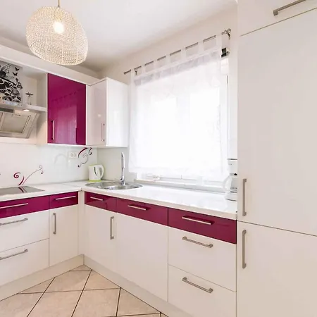 Appartement In 39210